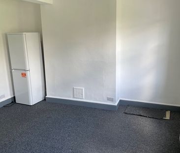 1 Bed Flat, Clyde Road, CR0 - Photo 6