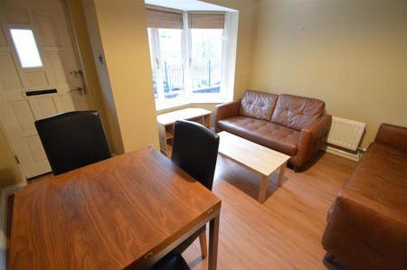 4 bedroom house to rent - Photo 4