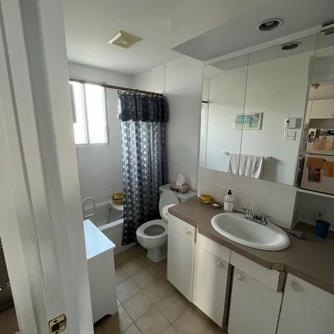 Lumineux 3 1/2 à louer *** - Photo 1