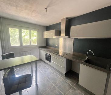 Location Appartement 3 pièces 64m² NEUVILLE SUR SAONE 69250 - Photo 1