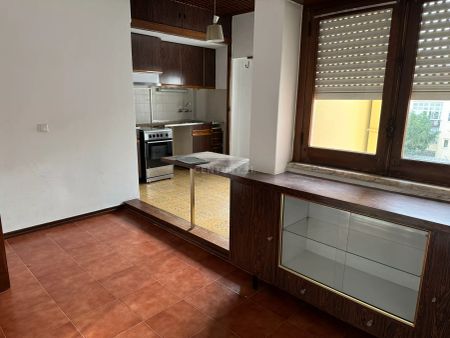 Apartamento T2, perto Avenida de Roma, Praça de Londres, Campo Pequeno, Areeiro - Photo 5