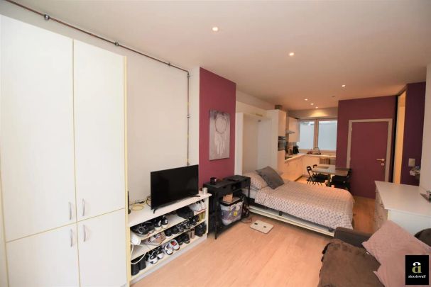 Nette gemeubelde studio in de Bayauxlaan - Photo 1