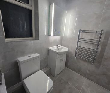 Pond Lees Close, Dagenham RM10, London - Photo 4