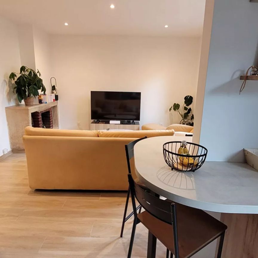 AIX EN PROVENCE - MAGNIFIQUE T3 MEUBLE - PROCHE CENTRE VILLE - Photo 1