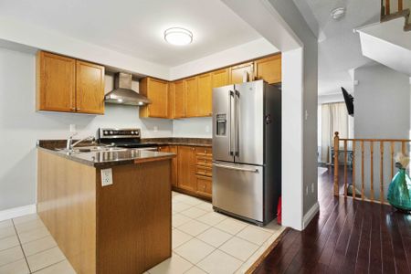 For Lease - 26 Farmstead Drive, Clarington, Ontario - Photo 5