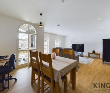 2 bedroom maisonette to rent - Photo 3