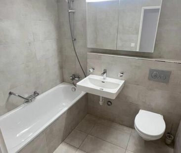 Beautiful bright 3 1/2 room apartment - Photo 4