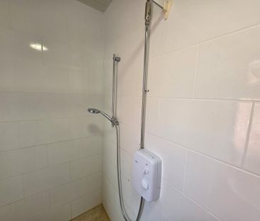 1 bedroom house of multiple occupation to rent - Photo 6