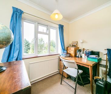 3 bedroom semi-detached house to rent - Photo 3