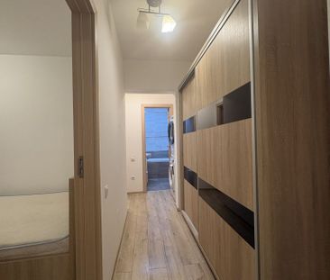 Apartament 3 camere renovat in Drumul Taberei, Piata Valea Ialomitei - Fotografie 4