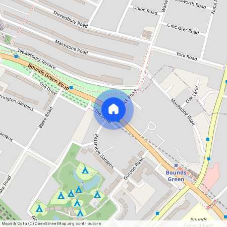 Warwick Road, Bounds Green, N11