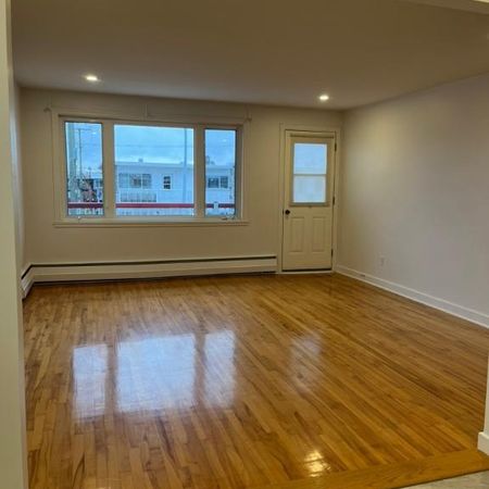 LaSalle 5 1/2 Renové ensoleillée - Photo 3