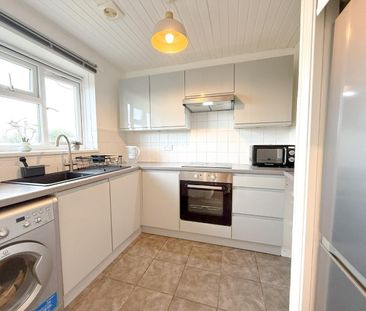 Bentley Road, Hertford - Photo 2