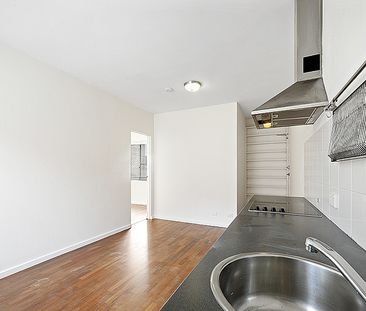 Charming 1-Bedroom Unit in Convenient Leichhardt Location - Photo 5