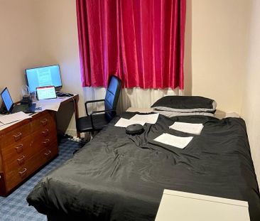 7 bedroom semi-detached house to rent - Photo 6