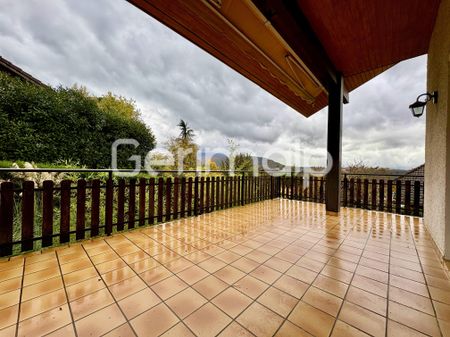 Location Maison 5 pièces 176,23 m² - Photo 4