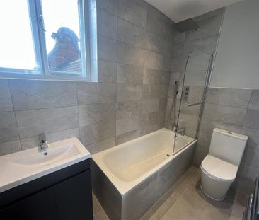 New Street - Photo 4