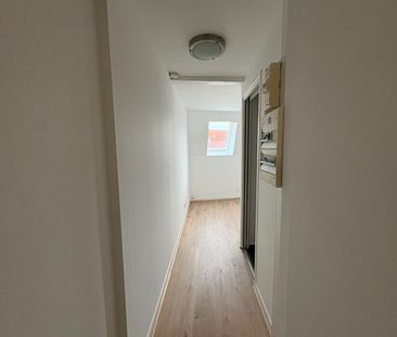 Location Appartement 1 pièce 25m² LILLE 59000 - Photo 3