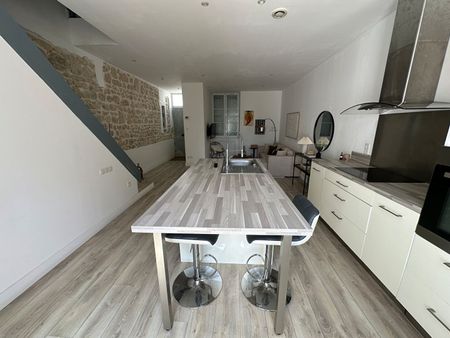 Location Maison 3 pièces 78m² LA ROCHELLE 17000 - Photo 4