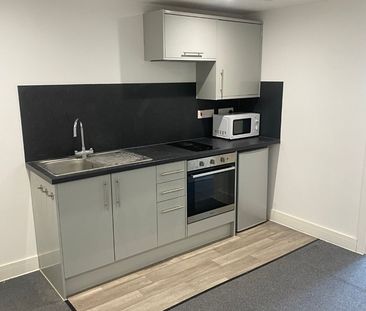 2 Bed Flat, Fishponds, BS16 - Photo 6