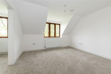 4 bedroom detached house to rent - Photo 4