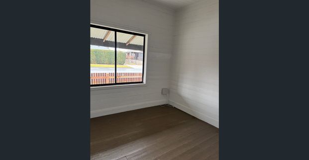 2 Bedroom Cottage Style - Photo 1