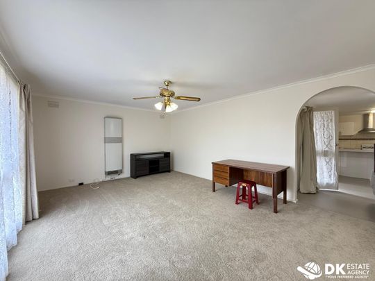 Ideal Family Home in Melton South - Photo 1