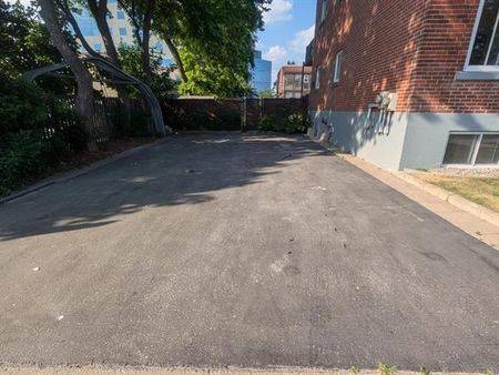 8673 Av. de l'Esplanade - Photo 5