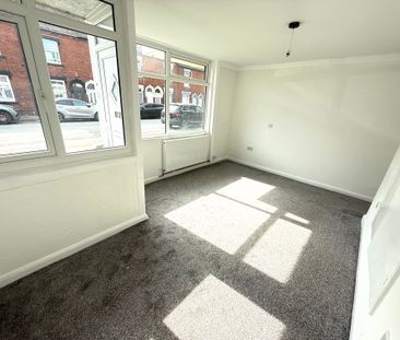 studio to rent Station Street, Middleport, ST6 - Photo 2
