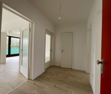 Bezugsfertige Wohnung mit Balkon in Delmenhorst-Deichhorst! - Photo 1