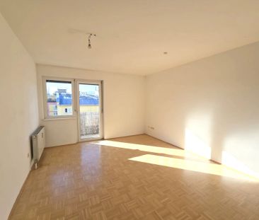 Freundliche SINGLE-Wohnung mit Balkon in Innenhoflage - Fischergass... - Photo 1