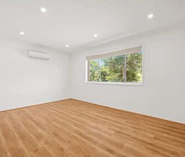 “Renovated 3 Bedroom House” - Photo 1