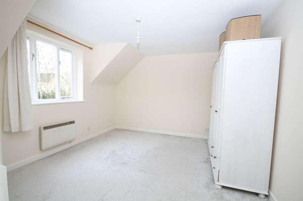 Kimber Close Wheatley Oxford, OX33 - Photo 1