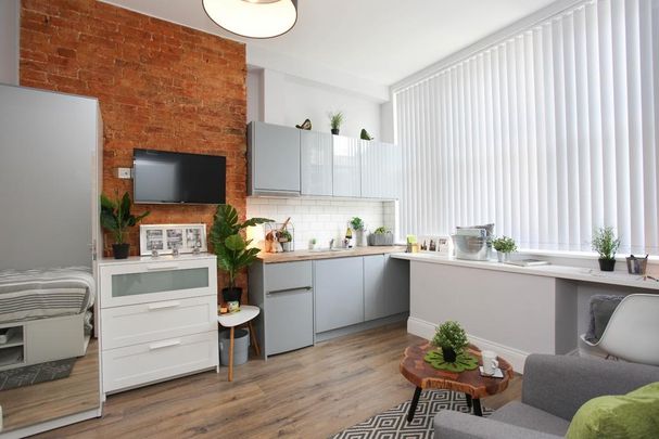 Studio to rent - Photo 1