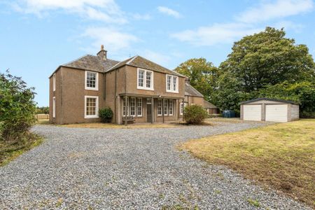 7 bedroom detached house to rent - Photo 3