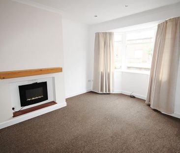 2 bedroom end of terrace house to rent - Photo 1