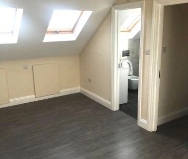 4 bedroom terraced house to rent - Photo 5