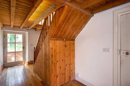 3 bedroom detached house to rent - Photo 3