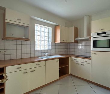 NANCY RUE ST DIZIER EN FACE DE LA RUE DOM CALMET F2 DE 49 M2 DANS R... - Photo 1
