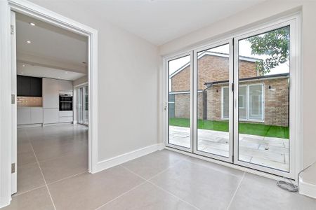 4 bedroom house to rent - Photo 4