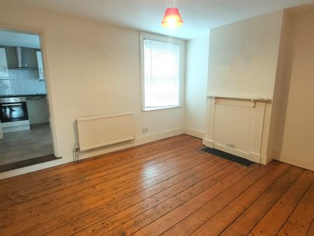 Out Westgate, Bury St. Edmunds - Photo 3