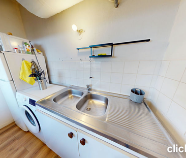 T2 meublé au dernier étage avec ascenseur et parking à Talence - Photo 4