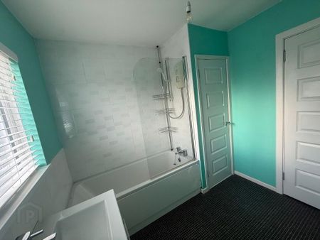 25 Canning Grove, Crumlin, BT29 4XB - Photo 3