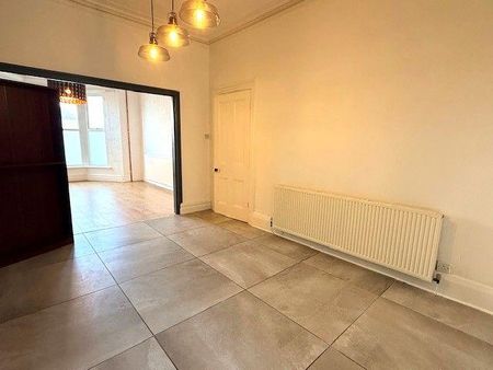 6 bedroom terraced house to rent - Photo 2