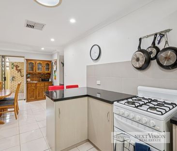 5A Medlar Grove, South Lake - Photo 1