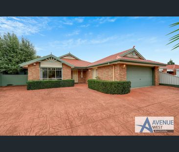 2/44 Elstone Avenue, Airport West, Vic 3042 - Photo 4
