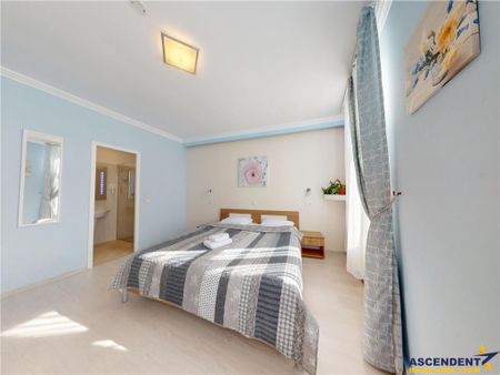 Camera mobilata si utilata, Centrul Istoric - Piata Unirii, - Fotografie 2