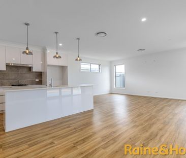 Modern & Convenient Living - Photo 2