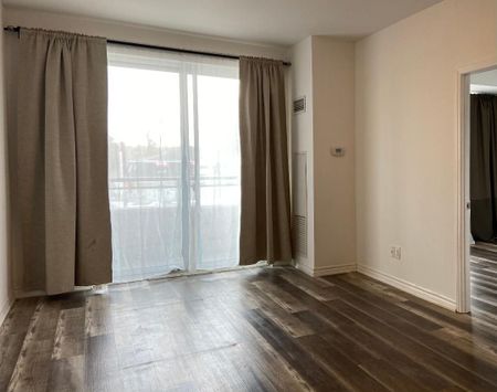 For Lease - 11611 Yonge Street Unit# 218, Richmond Hill, Ontario - Photo 2