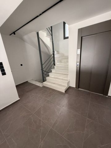 Studio/Γκαρσονιέρα για ενοικίαση Τριανδρία (Τριανδρία - Δόξα - Κρυονέρι) - Photo 3